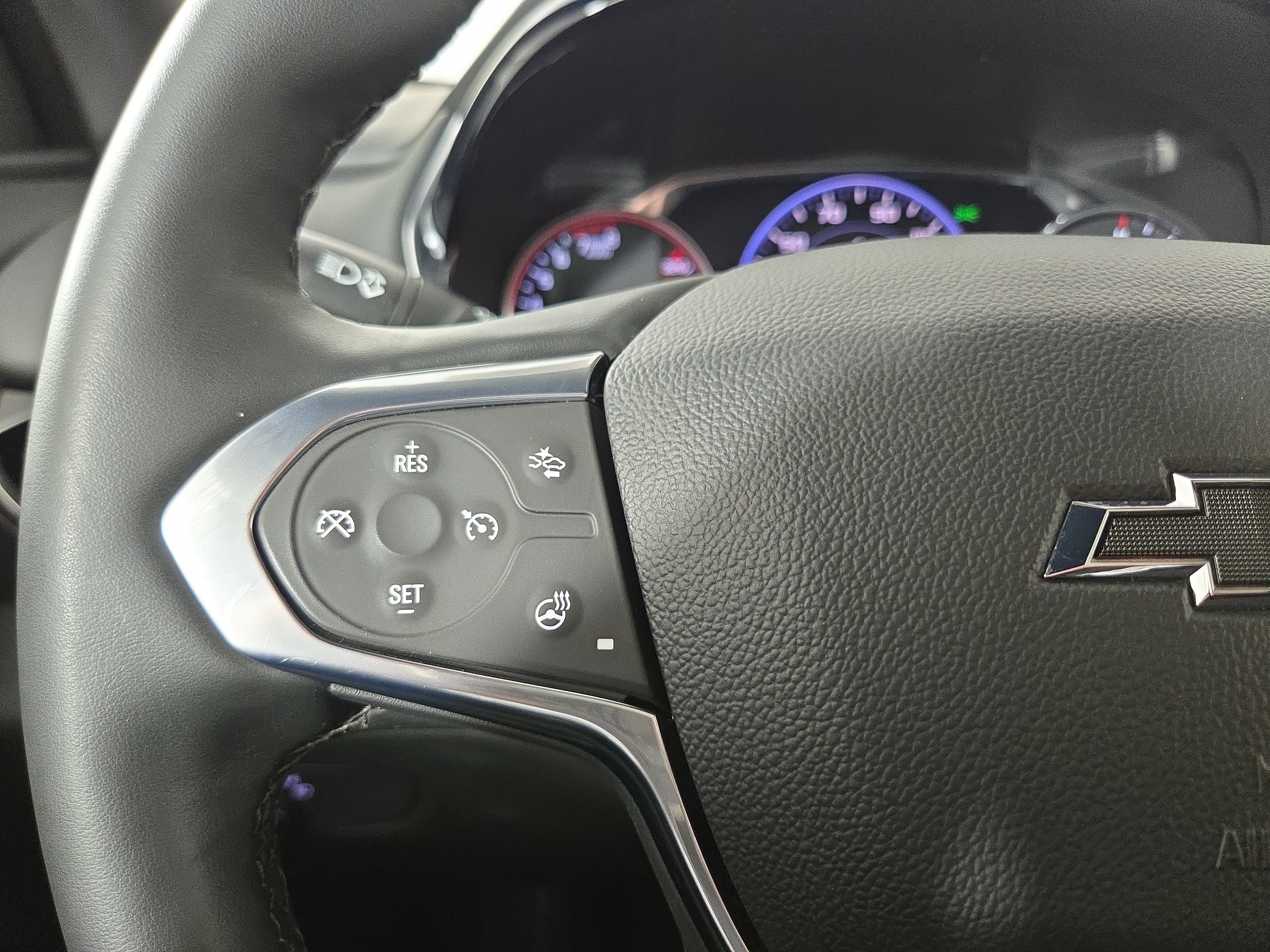 Certified 2024 Chevrolet Traverse Premier w/ Redline Edition image 16