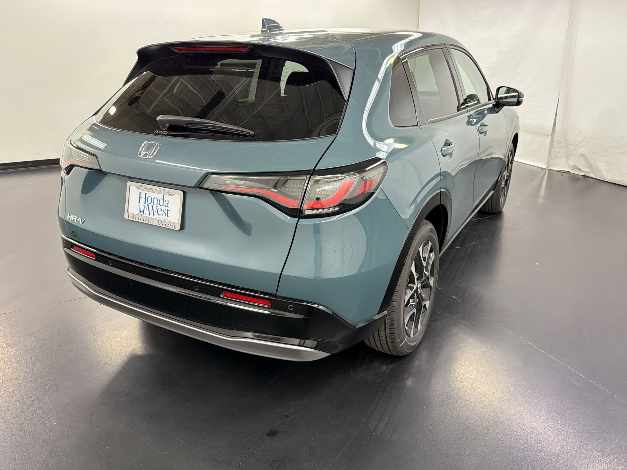 New 2026 Honda HR-V EX-L image 9