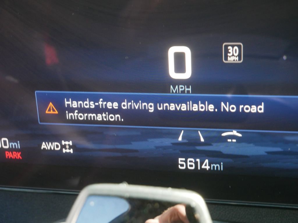 Used 2025 Chevrolet Traverse RS w/ LPO, Floor Liner Package AWD/4WD image 25