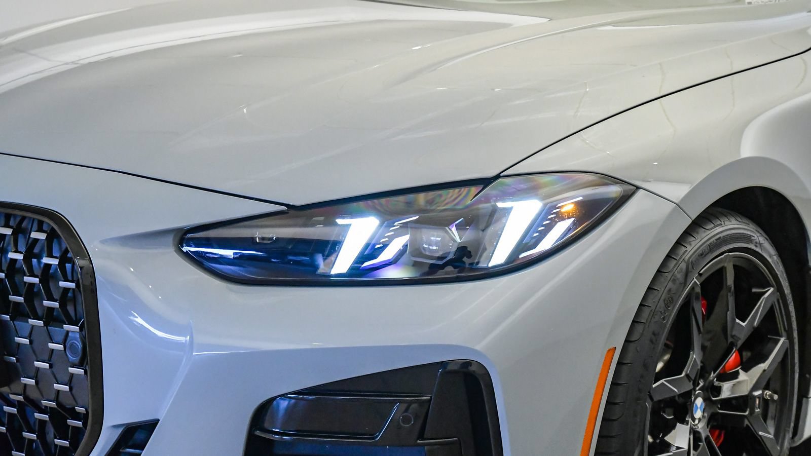 Used 2026 BMW 430i Coupe w/ M Sport Package RWD image 9
