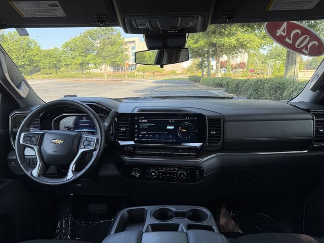 Used 2024 Chevrolet Silverado 1500 LT AWD/4WD image 33