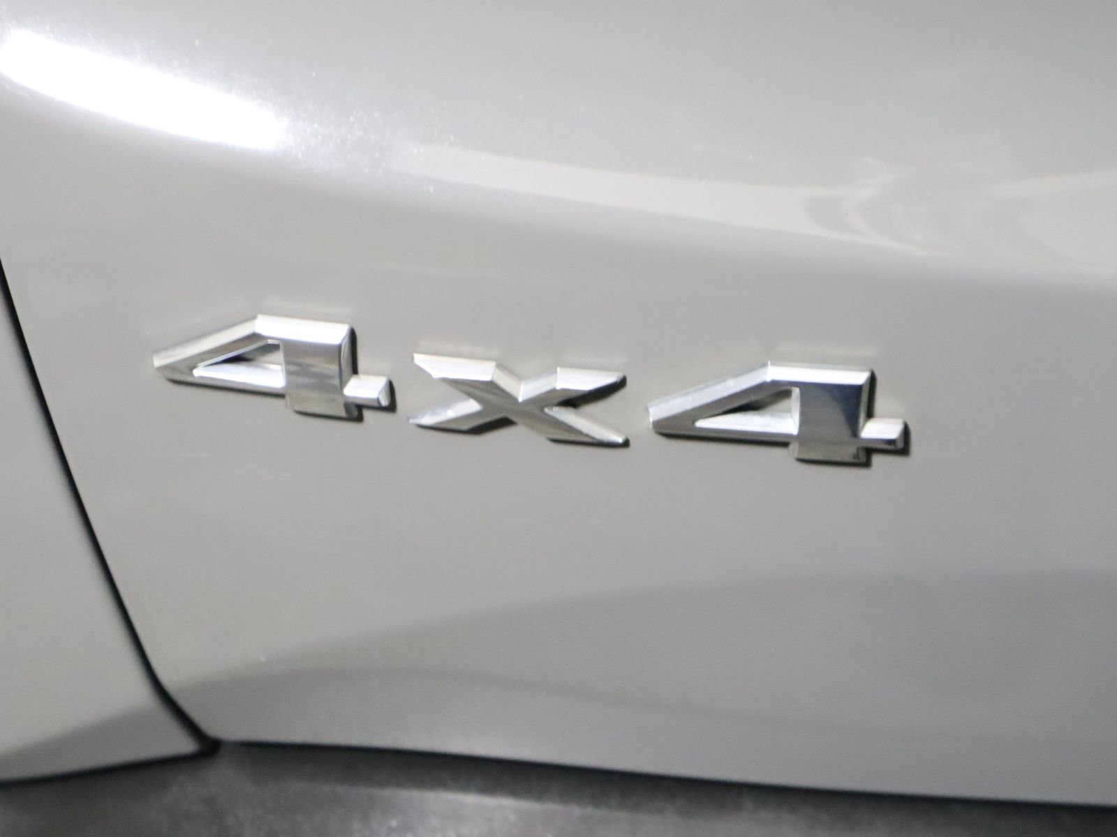 Used 2020 Jeep Renegade Latitude w/ Cold Weather Group image 9