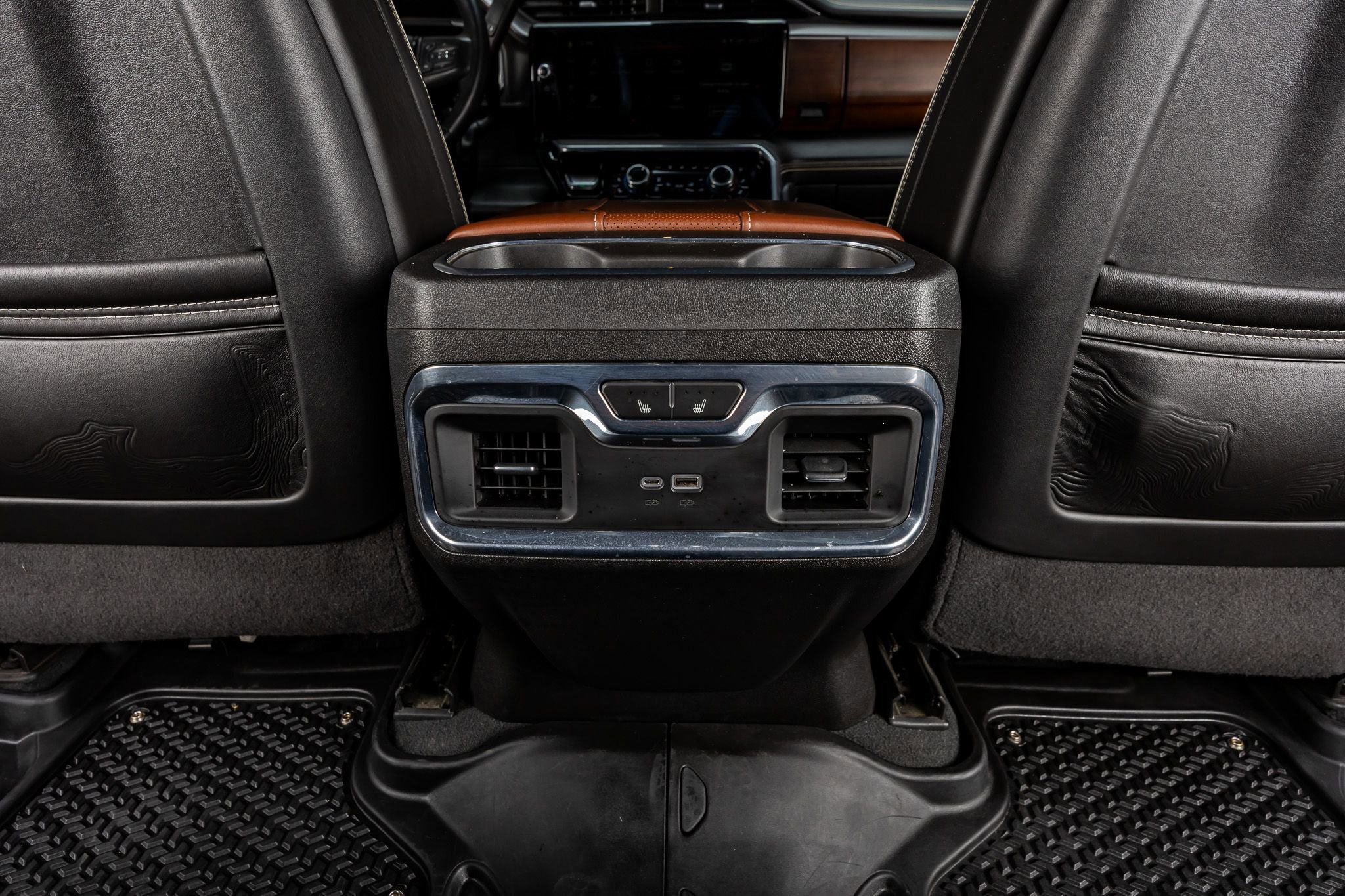 Used 2024 GMC Sierra 2500 Denali Ultimate image 32