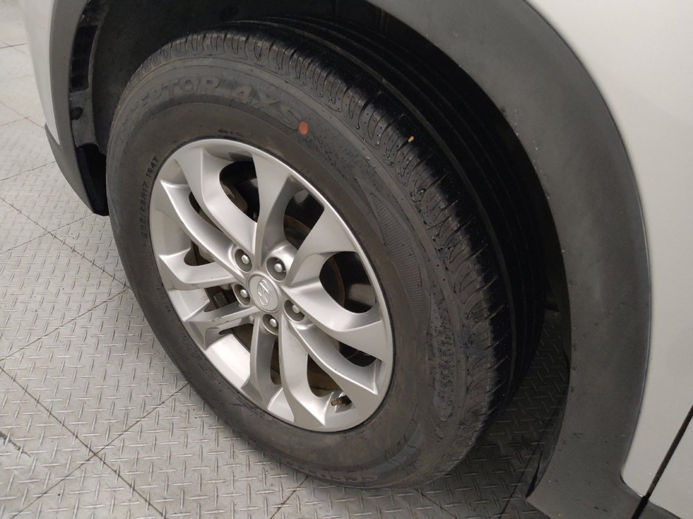 Used 2019 Hyundai Santa Fe SE image 31