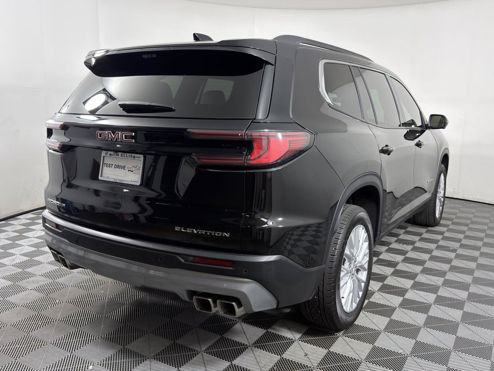 New 2026 GMC Acadia Elevation w/ Elevation Premium Package FWD image 6
