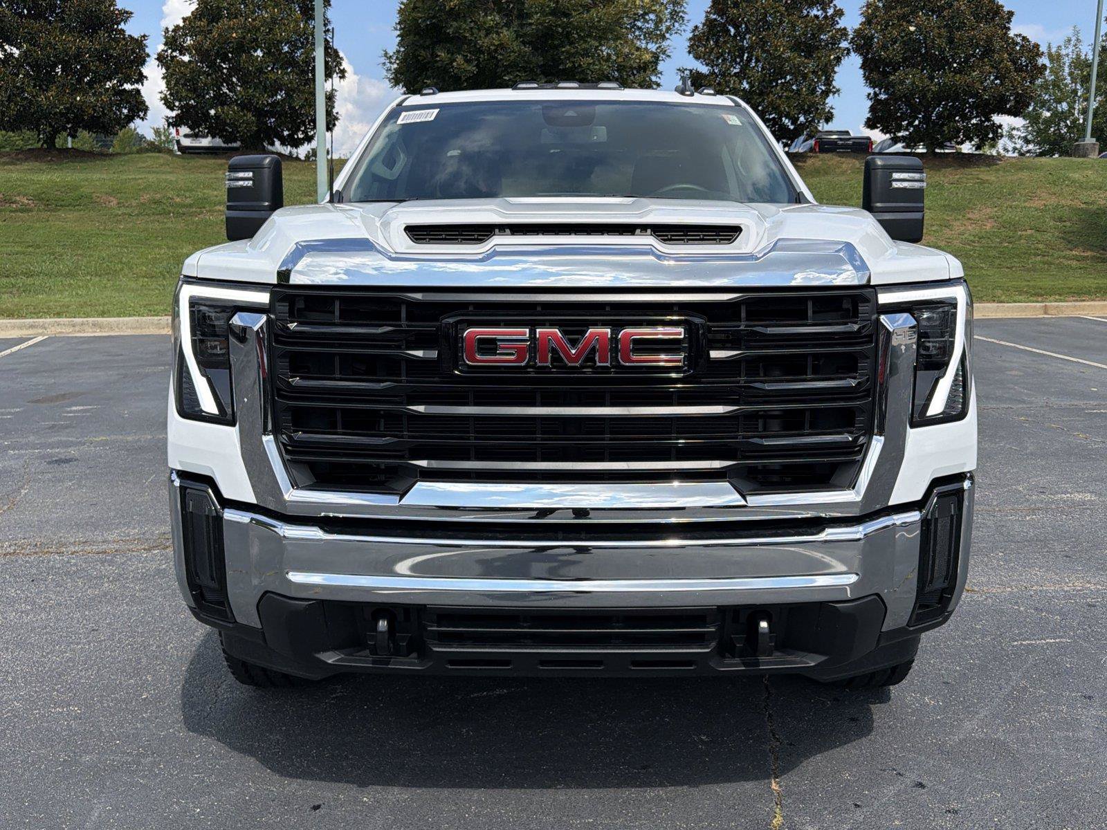 New 2026 GMC Sierra 2500 Pro w/ Convenience Package RWD image 2