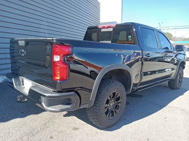 Used 2023 Chevrolet Silverado 1500 ZR2 w/ Technology Package image 3