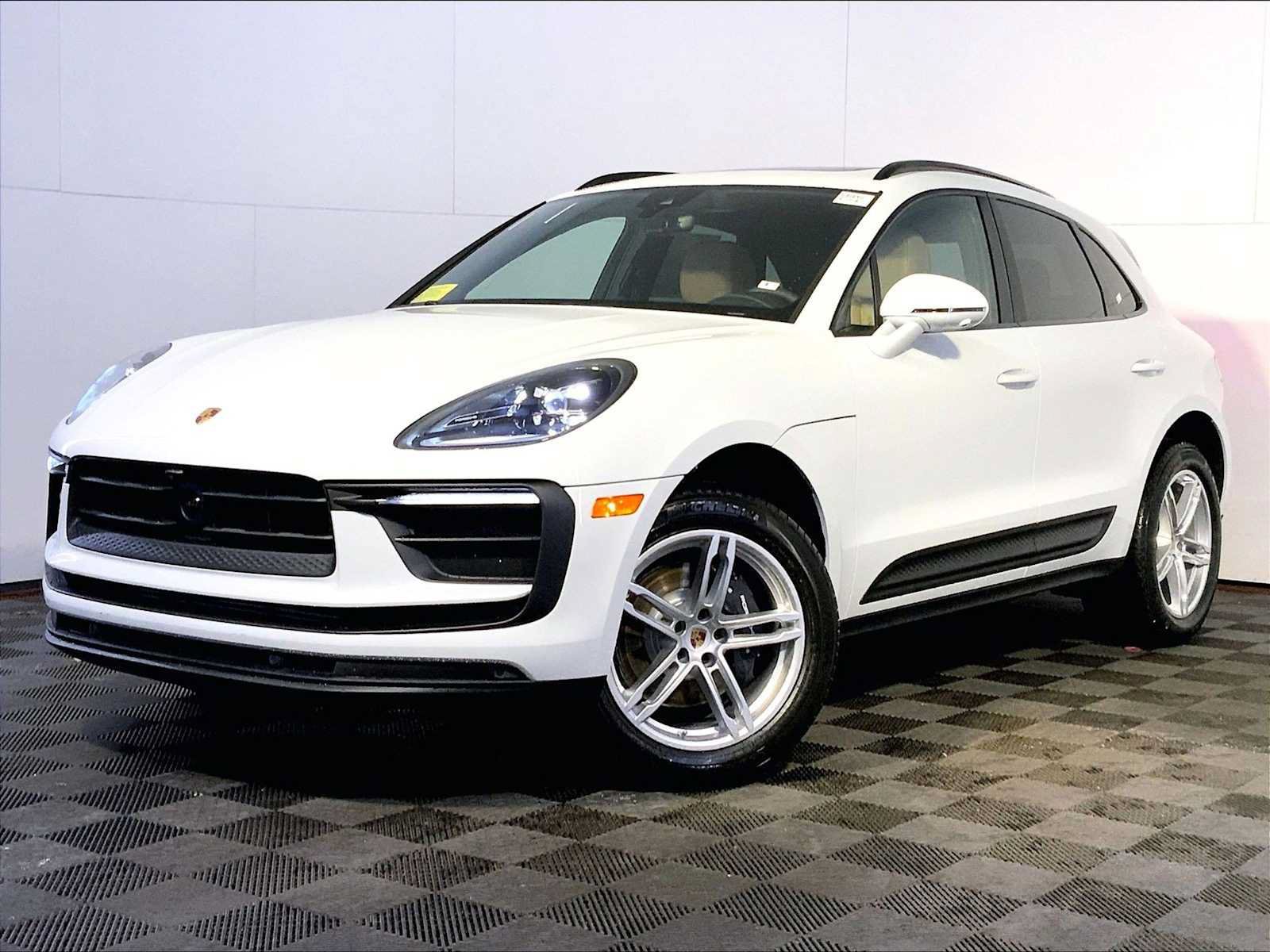 New 2026 Porsche Macan AWD/4WD image 1