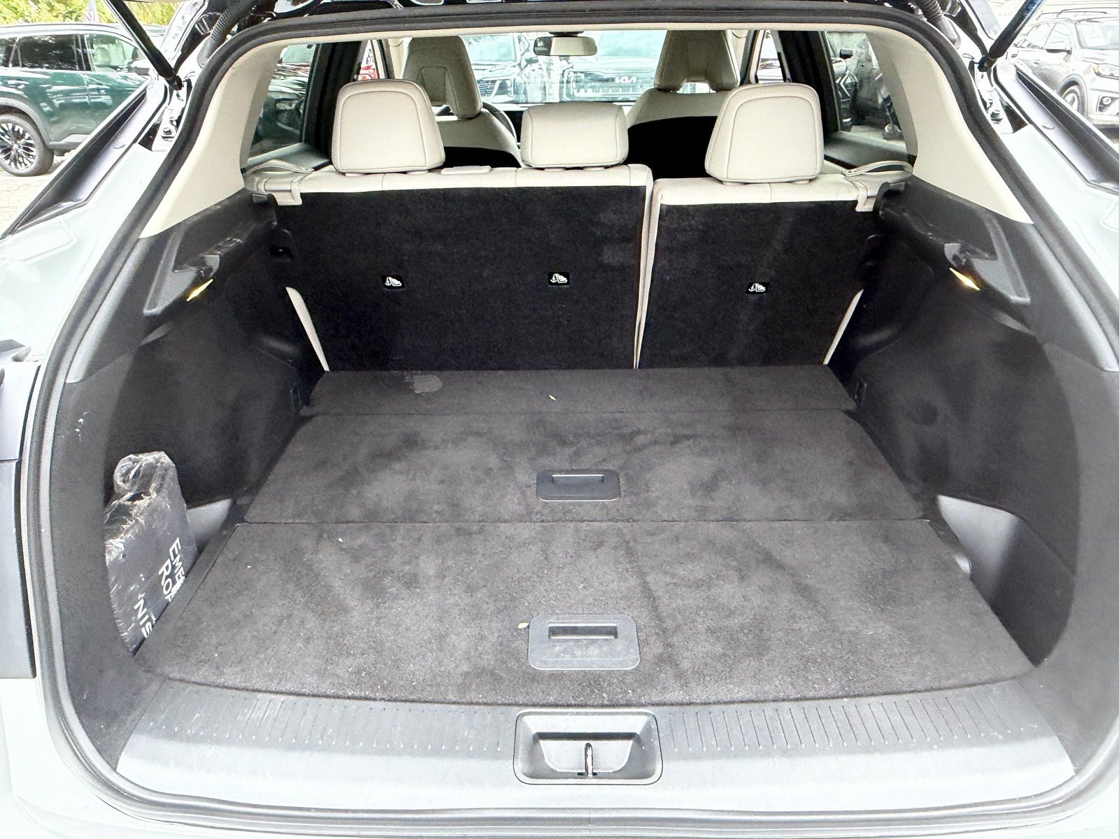 Certified 2025 Nissan Ariya AWD image 15