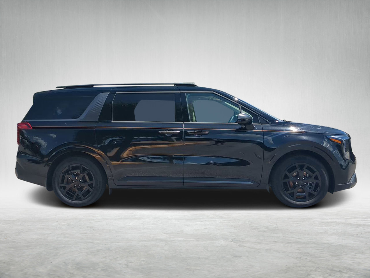 New 2026 Kia Carnival SX image 2