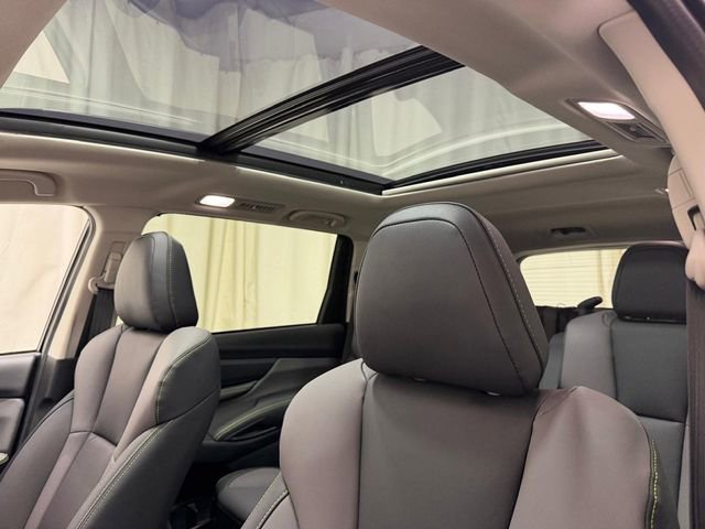Certified 2025 Subaru Ascent Onyx Edition image 24