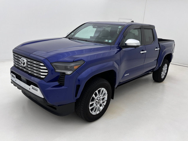 Used 2024 Toyota Tacoma Limited w/ Limited Package (LT) AWD/4WD image 4