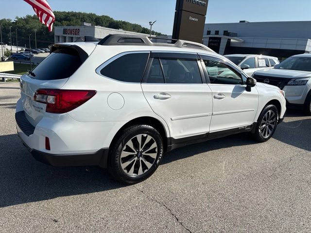 Used 2016 Subaru Outback 2.5i Limited AWD/4WD image 5