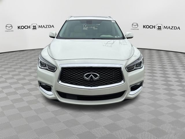 Used 2017 INFINITI QX60 Luxe w/ Premium Plus Package AWD/4WD image 2