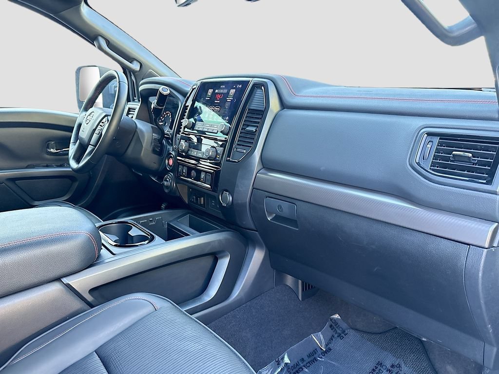 Used 2024 Nissan Titan PRO-4X AWD/4WD image 29