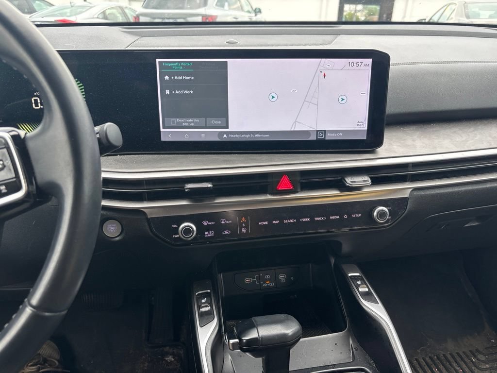 Certified 2024 Kia Sorento X-Line EX AWD/4WD image 10