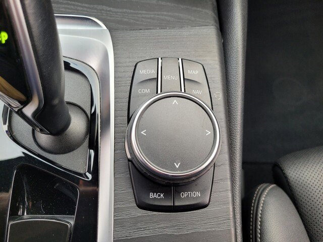 Used 2023 BMW 530i xDrive image 23