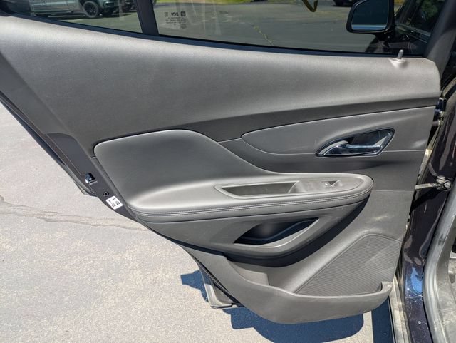 Certified 2022 Buick Encore Preferred AWD/4WD image 27