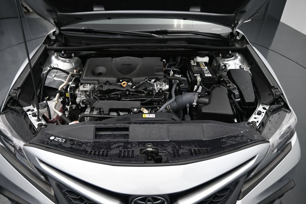 Used 2024 Toyota Camry SE FWD image 14