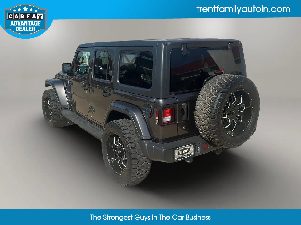 Used 2019 Jeep Wrangler Unlimited Sahara image 9