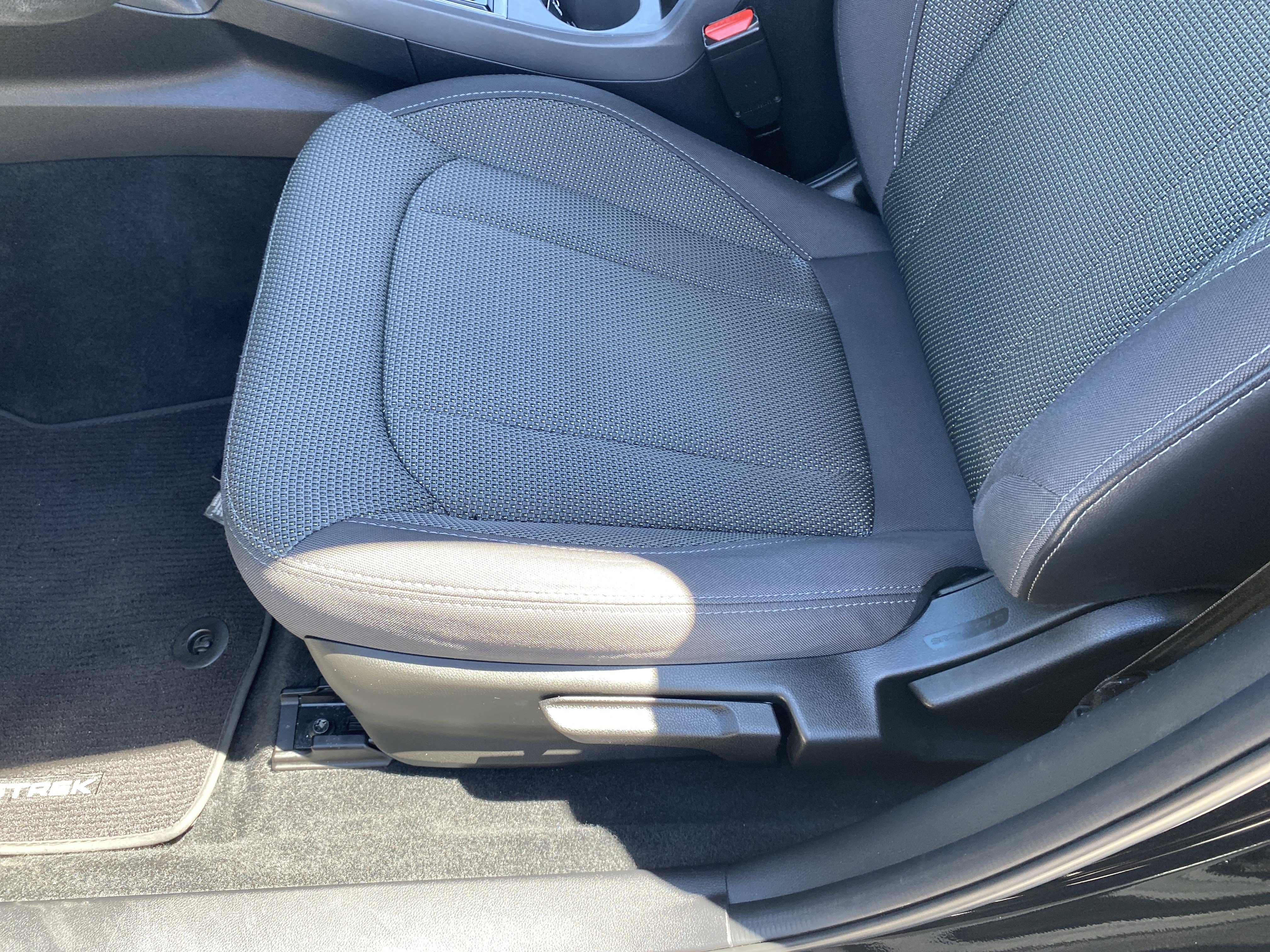 Certified 2024 Subaru Crosstrek 2.0i Premium w/ Crosstrek Mirror Package AWD/4WD image 15