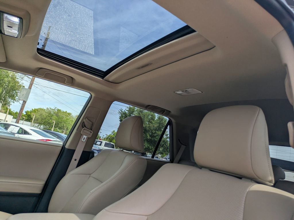 Used 2023 Toyota 4Runner Limited image 21