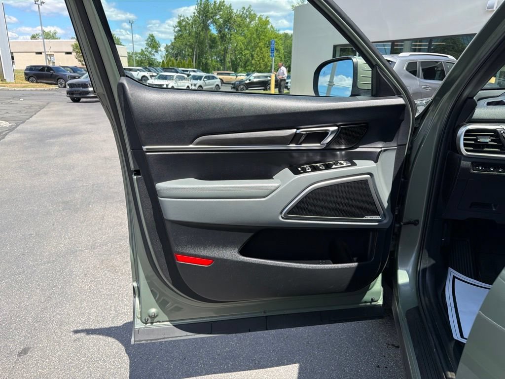 Certified 2023 Kia Telluride EX X-Line AWD/4WD image 28