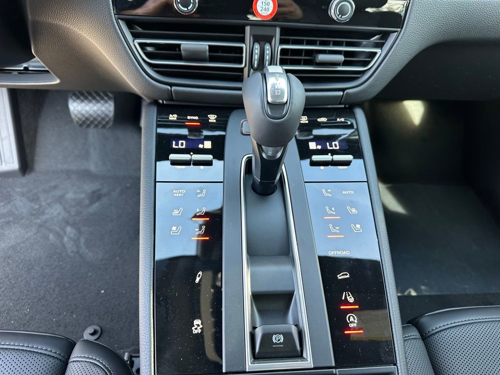 Used 2026 Porsche Macan S image 24