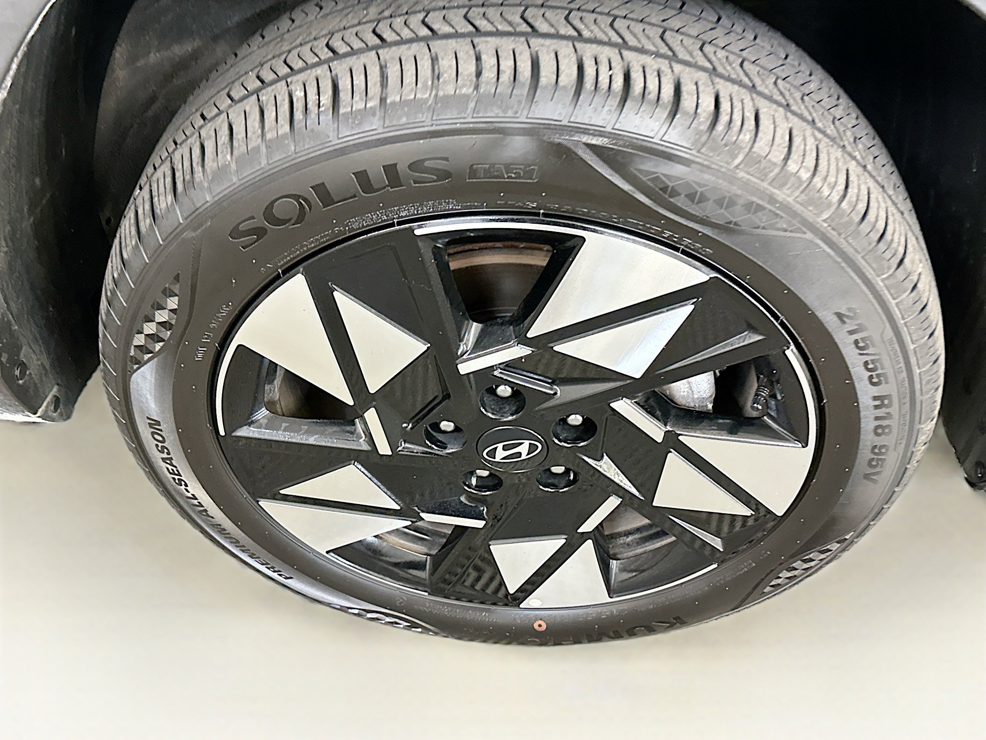 Used 2025 Hyundai Kona SEL AWD/4WD image 11