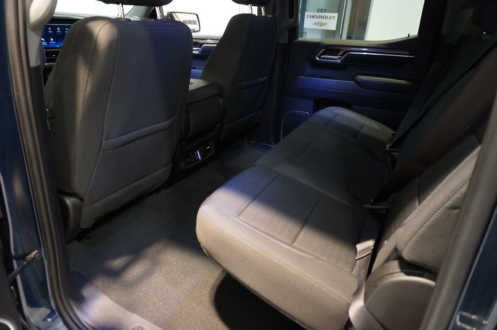 Used 2023 Chevrolet Silverado 1500 LT image 25
