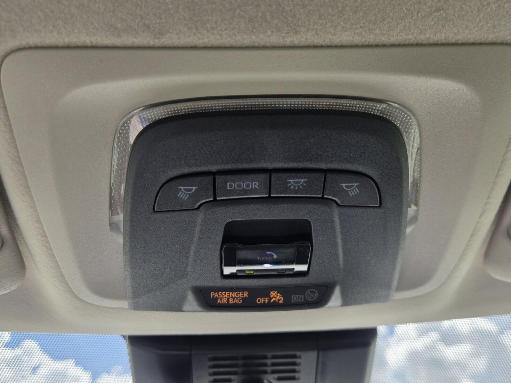 Used 2024 Toyota Corolla LE FWD image 22