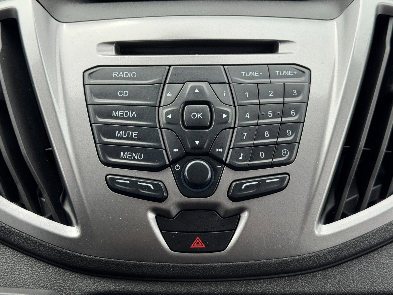 Used 2015 Ford Transit 350 XLT image 23