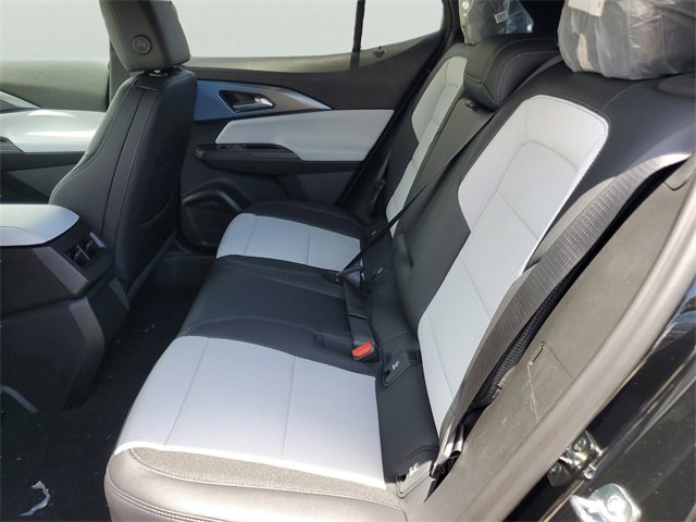 New 2025 Chevrolet Equinox EV LT image 15