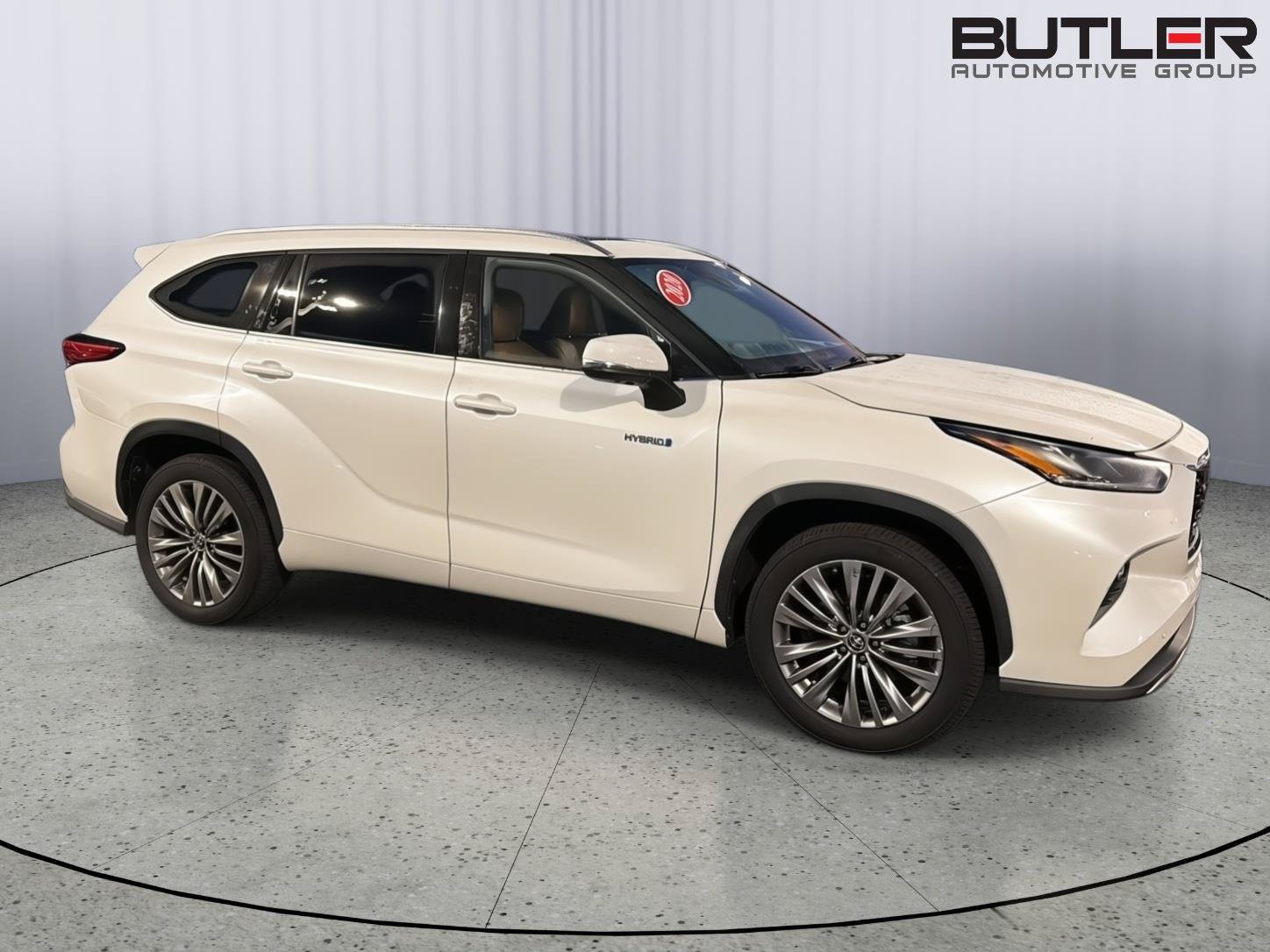 Used 2020 Toyota Highlander Platinum FWD image 7