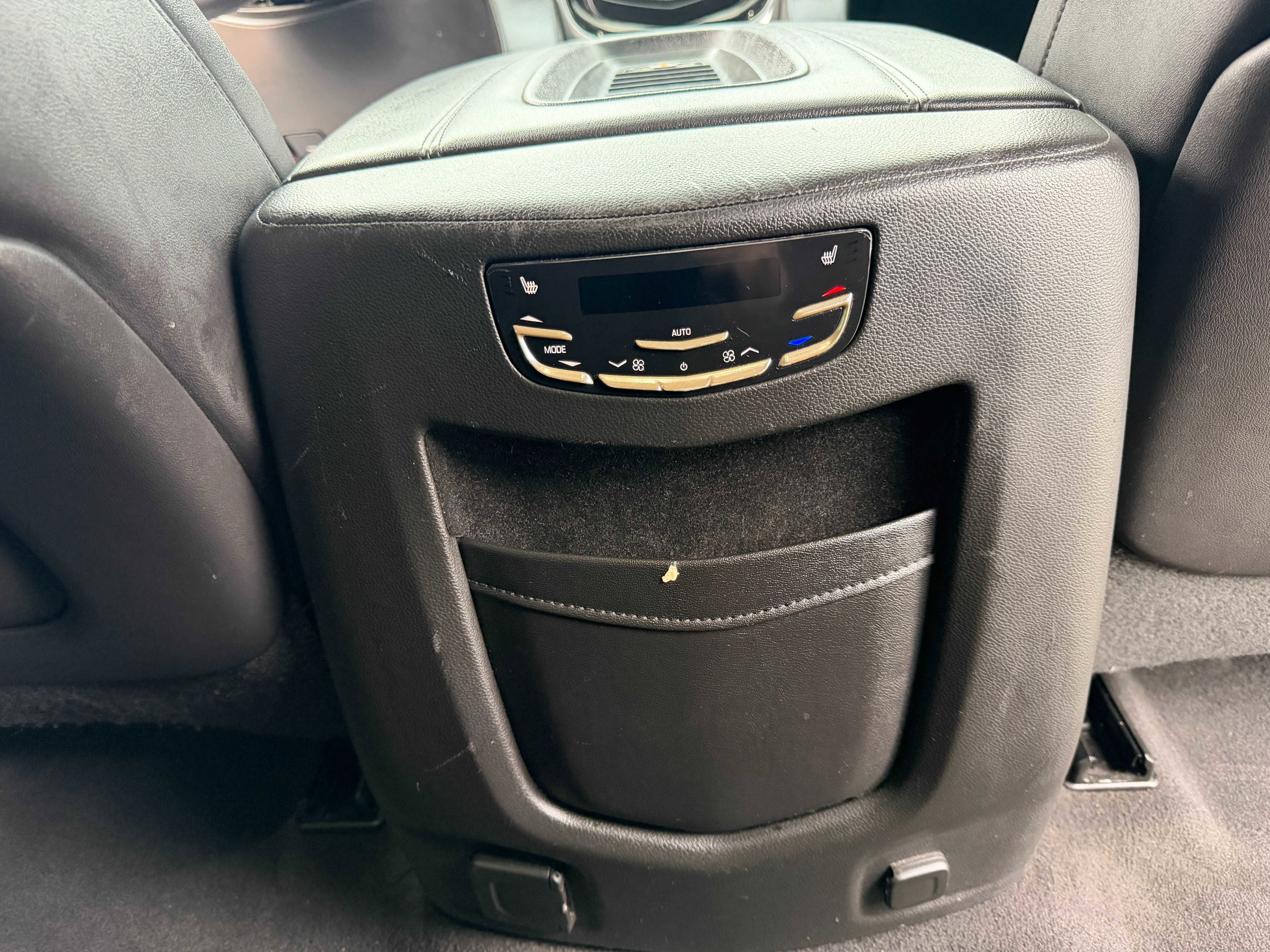 Used 2020 Cadillac Escalade Luxury image 19