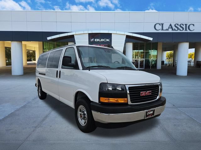 Used 2025 GMC Savana 3500 LT w/ LT Preferred Equipment Group RWD image 1
