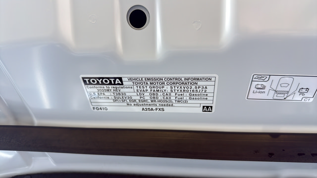 Used 2025 Toyota Camry XSE FWD image 27