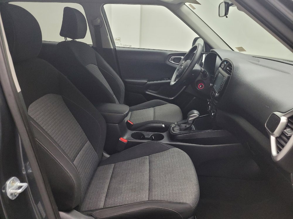 Used 2020 Kia Soul S FWD image 21