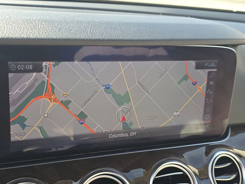 Used 2020 Mercedes-Benz E 350 Sedan w/ Premium Package image 4