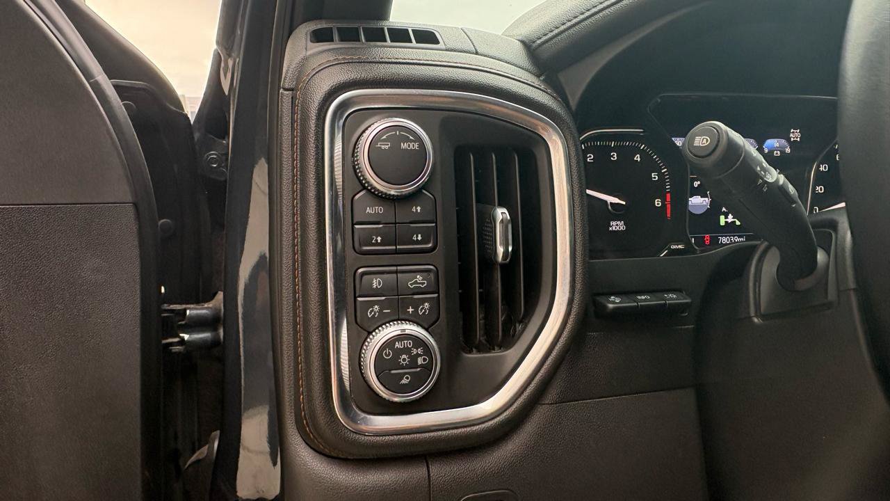 Used 2020 GMC Sierra 1500 AT4 w/ AT4 Premium Package AWD/4WD image 18
