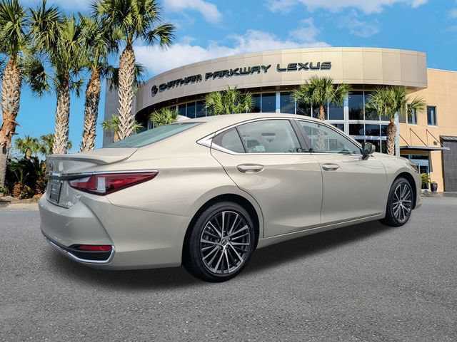 Certified 2025 Lexus ES 300h w/ Premium Package FWD image 4