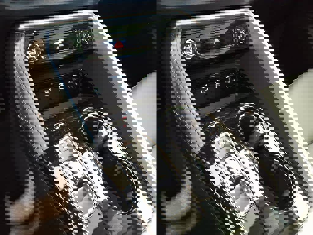 Used 2025 Audi Q5 Premium Plus w/ Premium Plus image 13