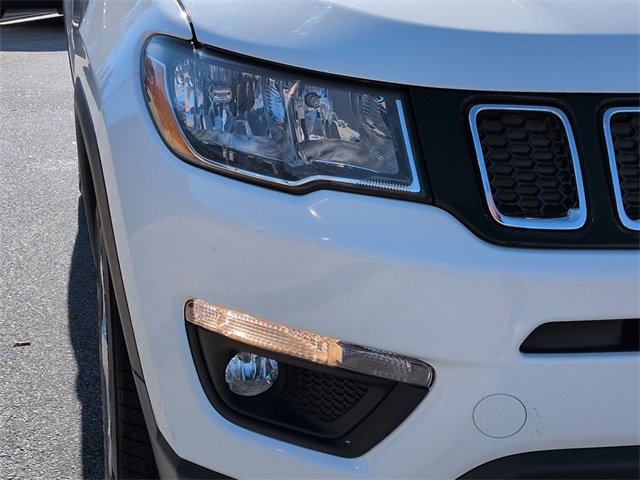 Used 2021 Jeep Compass Latitude image 9