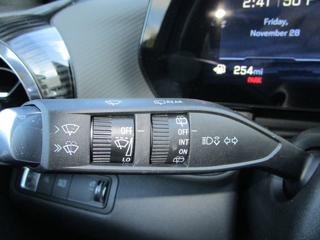 New 2026 Chevrolet Equinox LT w/ Convenience Package II image 34