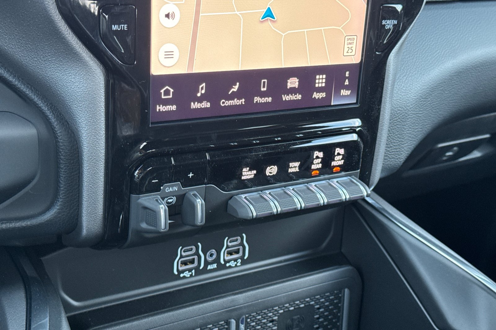 New 2027 RAM 3500 Laramie w/ Night Edition AWD/4WD image 19
