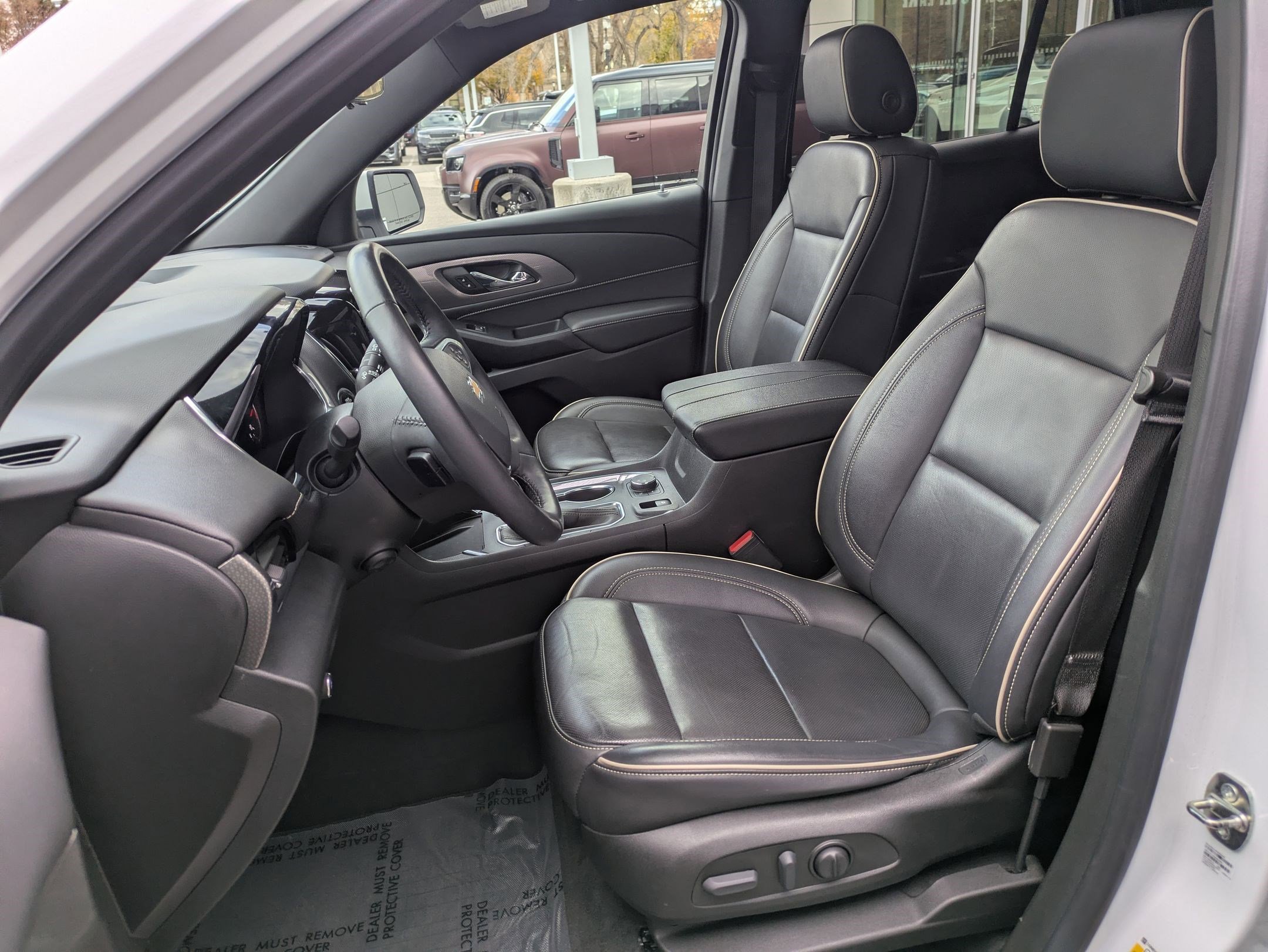 Used 2022 Chevrolet Traverse Premier w/ LPO, Floor Liner Package image 27