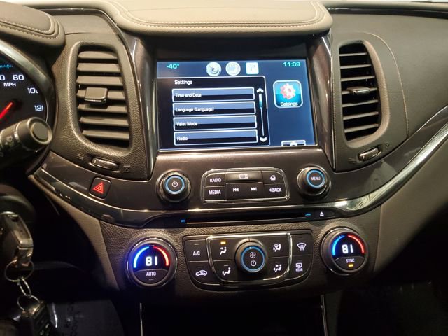 Used 2014 Chevrolet Impala LT w/ Convenience Package image 18