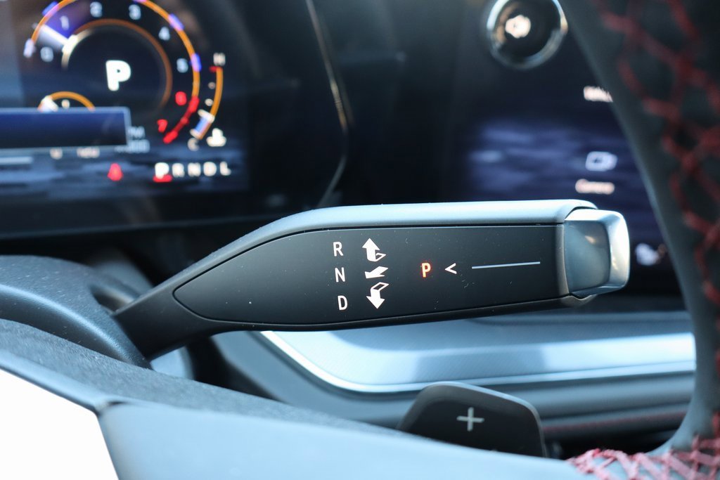 New 2026 Chevrolet Suburban RST image 10