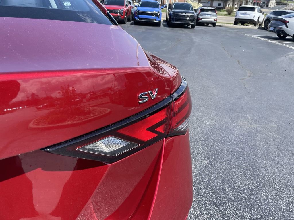 Used 2024 Nissan Sentra SV w/ All-Weather Package FWD image 6