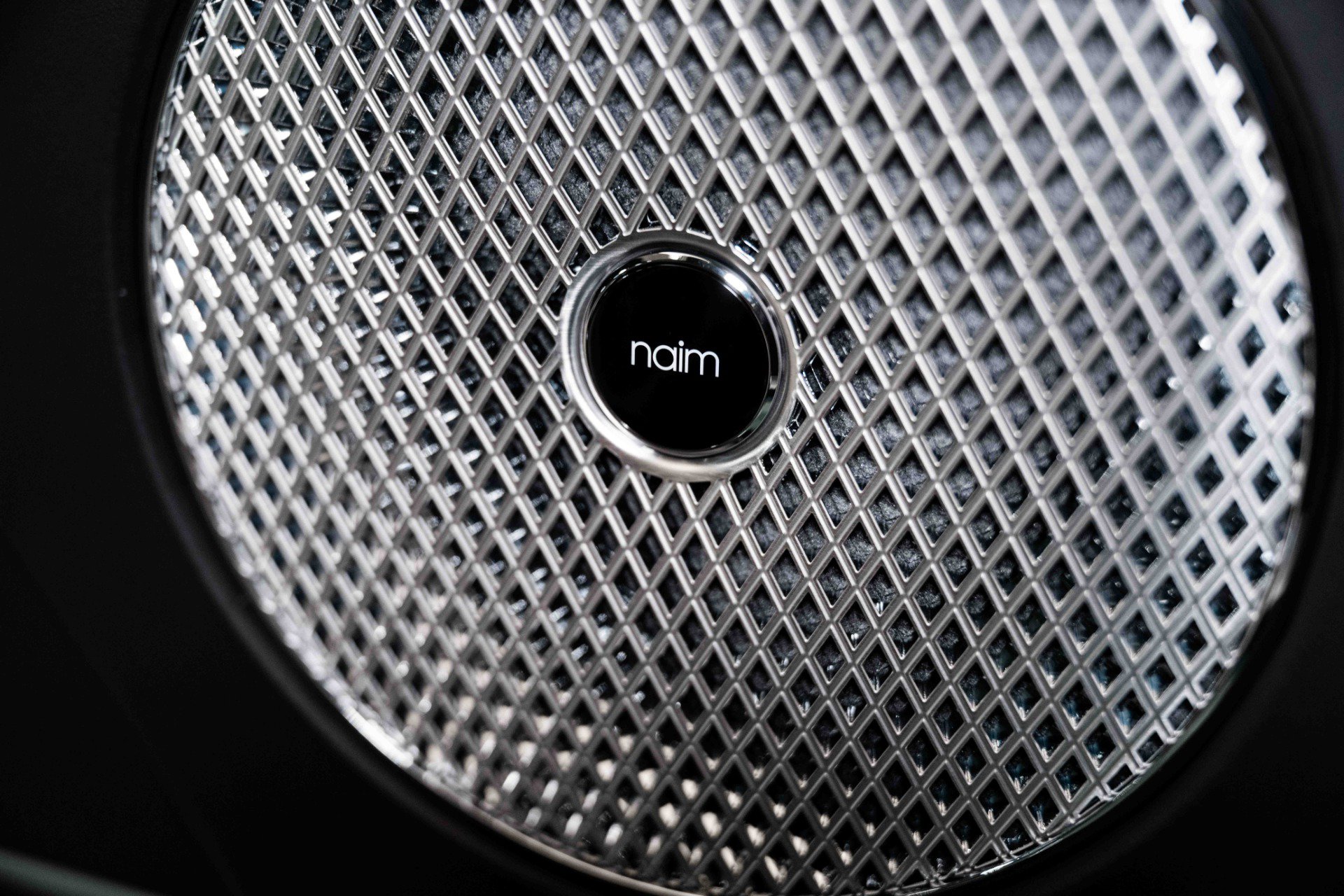 Used 2024 Bentley Bentayga image 45